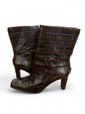VTG Amanda Smith Karma Brown Croc Embossed Leather Heeled Boots 8M Brazil Y2K
